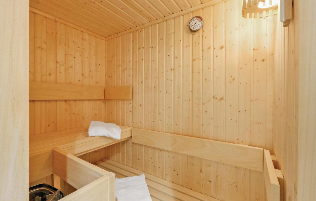 Cozy Apartment In Luebeck Travemuende With Sauna Exterior photo